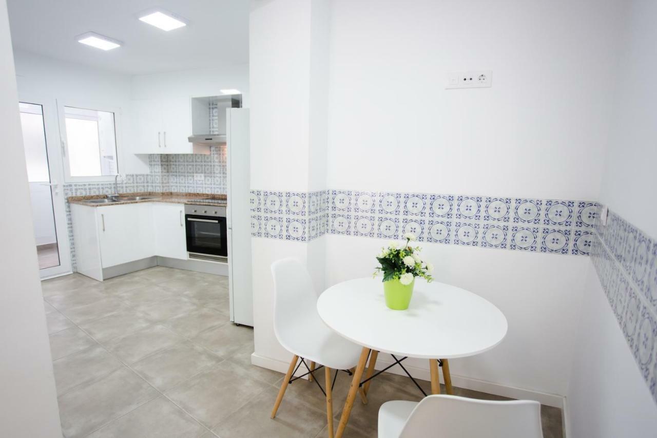 Enviable Location At Port Denia - Walk To Marineta Casiana Beach Luaran gambar